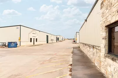 1748 N Main #C, Cleburne, TX 76033 - Photo 1