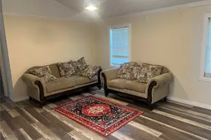 366 S St Augustine Dr, Dallas, TX 75217 - Photo 4