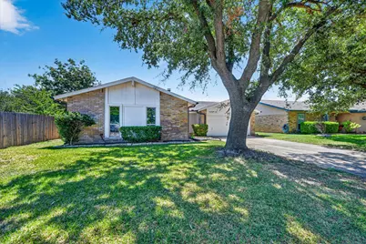7209 Cleburne Road, Fort Worth, TX 76133 - Photo 4