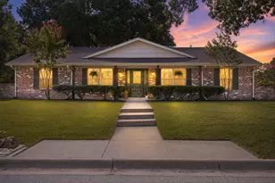 1112 Woodmount Ct, Denton, TX 76209 - Photo 1