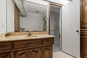 3233 Chimneyrock Dr, Plano, TX 75023 - Photo 24