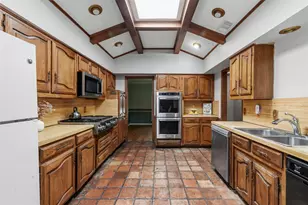 3233 Chimneyrock Dr, Plano, TX 75023 - Photo 6