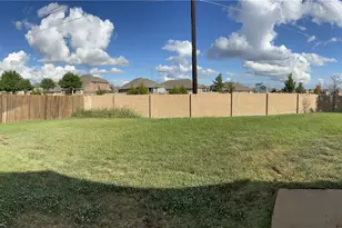 1429 Freesia Dr, Little Elm, TX 75068 - Photo 18