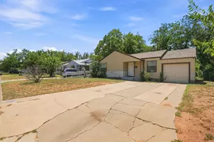 1434 Kirkwood St, Abilene, TX 79603 - Photo 2