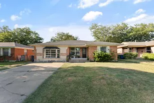 2439 Inadale Ave, Dallas, TX 75228 - Photo 2