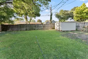 2439 Inadale Ave, Dallas, TX 75228 - Photo 12