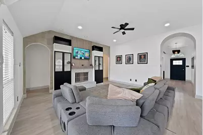 4535 Westchester Glen Drive, Grand Prairie, TX 75052 - Photo 8