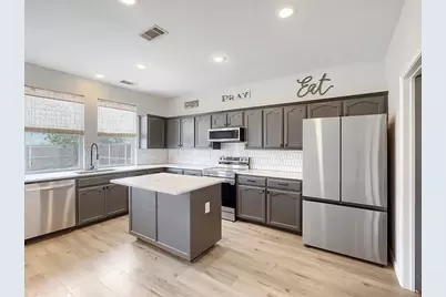 7436 Anderson Boulevard, Fort Worth, TX 76120 - Photo 8