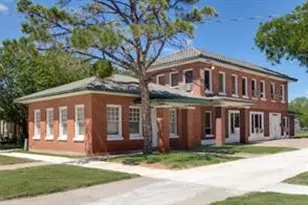 802 Orange St, Abilene, TX 79601 - Photo 2