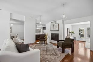 13443 Purple Sage Rd, Dallas, TX 75240 - Photo 2