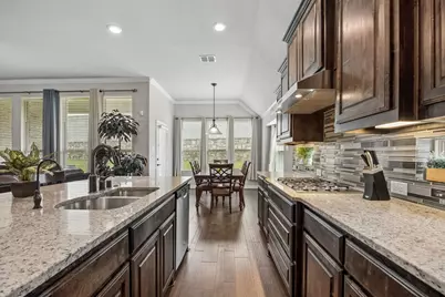 3935 Wind Cave Bend, Irving, TX 75063 - Photo 10