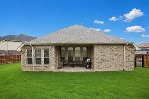 3935 Wind Cave Bend, Irving, TX 75063 - Photo 26
