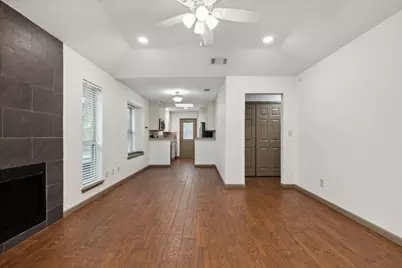 414 Bluegrass Lane, Euless, TX 76039 - Photo 6