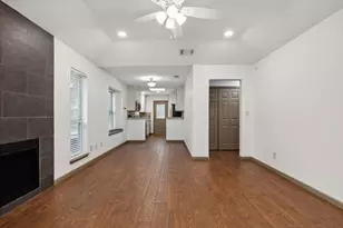 414 Bluegrass Ln, Euless, TX 76039 - Photo 6