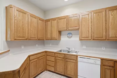1400 Spanish Trail Drive, Granbury, TX 76048 - Photo 8