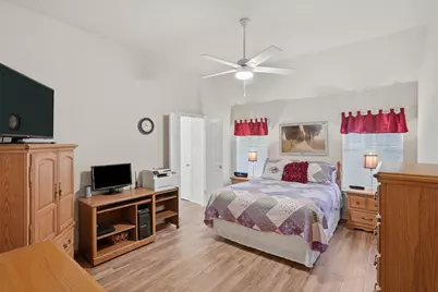 1400 Spanish Trail Drive, Granbury, TX 76048 - Photo 10