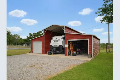 955 County Road 1304, Bridgeport, TX 76426 - Photo 10