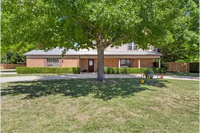 703 S Colorado Street, Whitney, TX 76692 - Photo 2