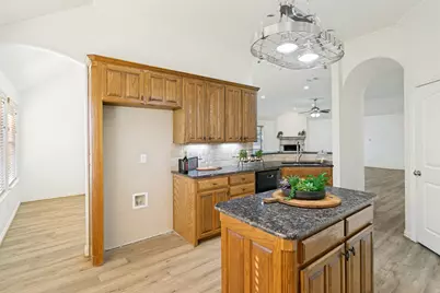 368 Lockwood Lane, Weatherford, TX 76087 - Photo 12