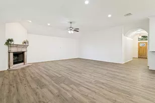 368 Lockwood Ln, Weatherford, TX 76087 - Photo 4