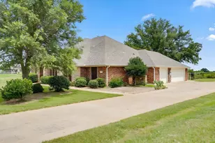 505 Morrow Rd, Springtown, TX 76082 - Photo 34