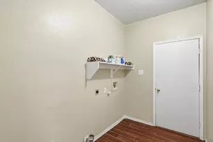 1048 Harriman Dr, Saginaw, TX 76131 - Photo 20