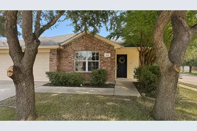 1441 Mountain Air Trail, Fort Worth, TX 76131 - Photo 2