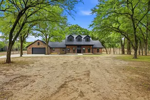 410 Arkansas Rd, Sadler, TX 76264 - Photo 2
