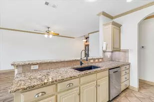 2105 Norwood Ln, Arlington, TX 76013 - Photo 18