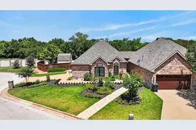 2105 Norwood Lane, Arlington, TX 76013 - Photo 38