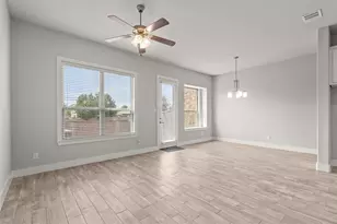 325 Featherstone Trl, Wylie, TX 75098 - Photo 4