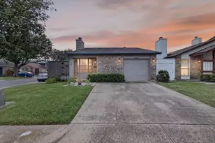 2802 Southern Cross Dr, Garland, TX 75044 - Photo 2