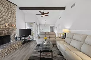 2802 Southern Cross Dr, Garland, TX 75044 - Photo 6