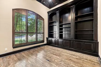 731 Lockridge Road, Lantana, TX 76226 - Photo 4