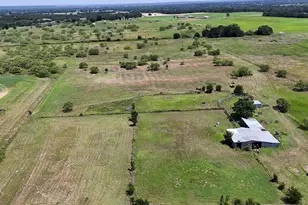 301 Dixie Rd, Weatherford, TX 76087 - Photo 2