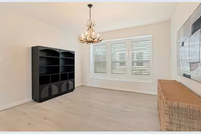 2411 Perdue Avenue, Irving, TX 75062 - Photo 22