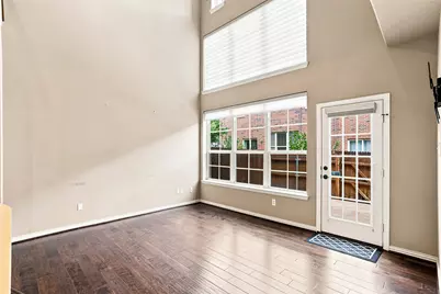 397 Hamilton Street, Lewisville, TX 75067 - Photo 2