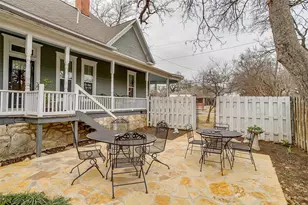 1092 W Tarleton St, Stephenville, TX 76401 - Photo 34