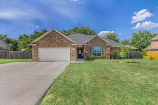 409 Edgewood Terrace, Boyd, TX 76023 - Photo 1