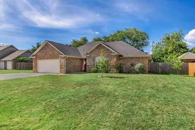409 Edgewood Terrace, Boyd, TX 76023 - Photo 4