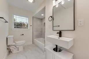 104 Dupont Cir, Fort Worth, TX 76134 - Photo 14