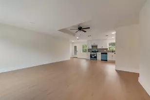 104 Dupont Cir, Fort Worth, TX 76134 - Photo 6