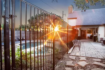 810 Highland Hills Lane, Highland Village, TX 75077 - Photo 24