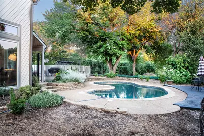 810 Highland Hills Lane, Highland Village, TX 75077 - Photo 26