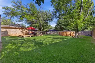 615 Misty Glen Dr, DeSoto, TX 75115 - Photo 32