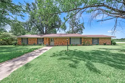 300 Merrell Drive, Sulphur Springs, TX 75482 - Photo 2