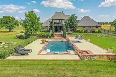 354 Ballpark Way, Jacksboro, TX 76458 - Photo 4