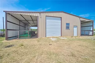6551 Crooked Creek Rd, Jacksboro, TX 76458 - Photo 36