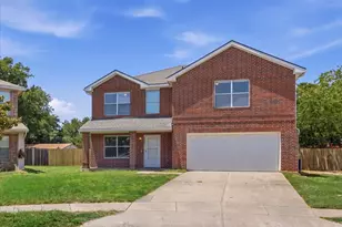 2728 Maegen Cir, Fort Worth, TX 76112 - Photo 36