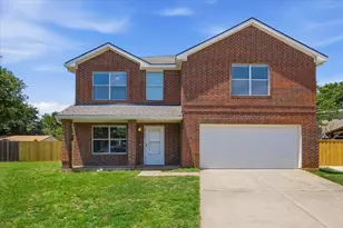 2728 Maegen Cir, Fort Worth, TX 76112 - Photo 34